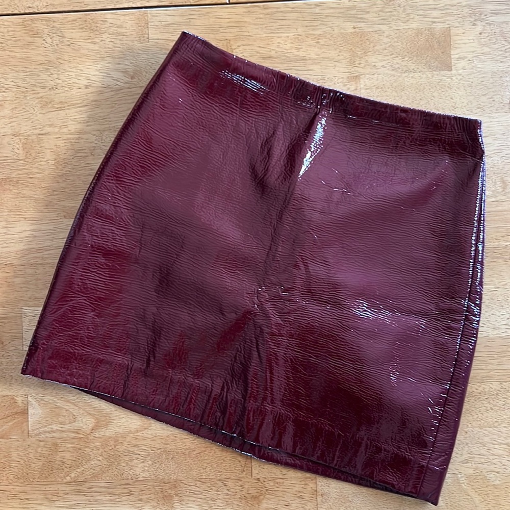 🚨Donating soon Express Skirt